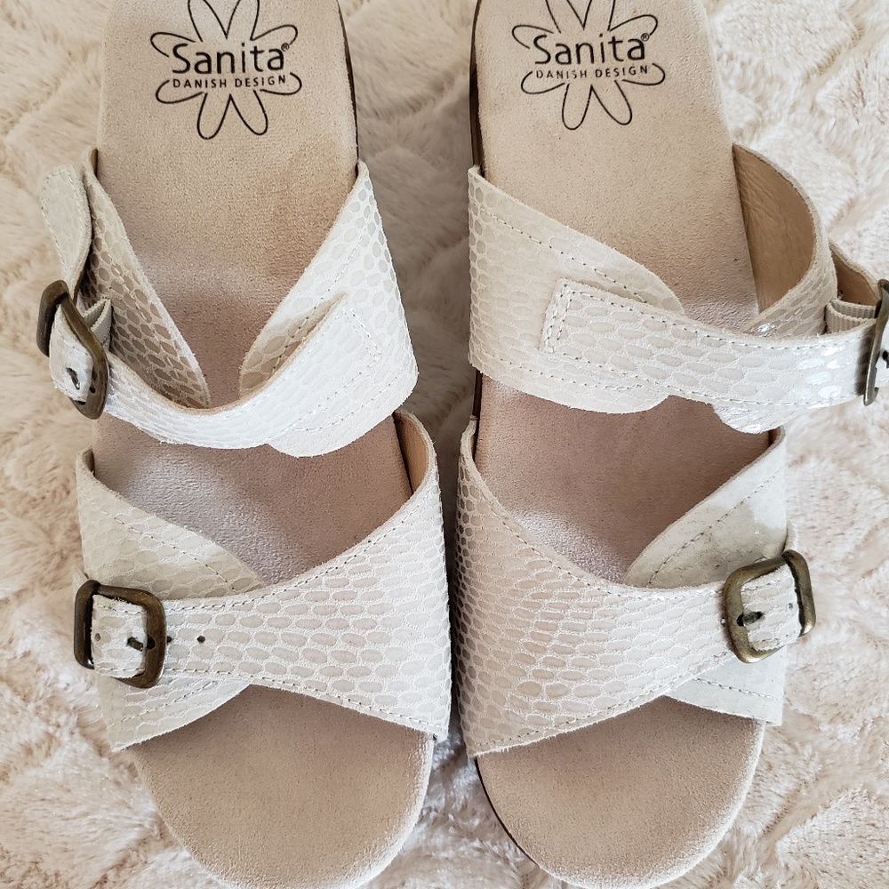 Sanita Danish Design Size 40- Cream Colored